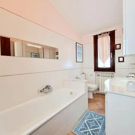 Lovely House With Garden La Maddalena (Cagliari)
